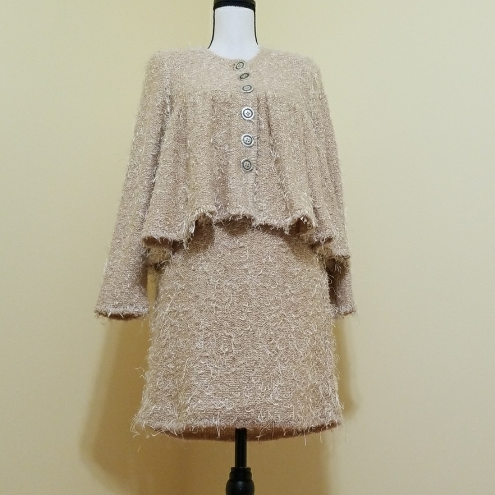CAROLE WANG (top and skirt)